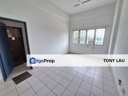 Low-Floor Apartment with Same-Level Parking – Palm Garden Klang for RM250K!, Selangor, Klang