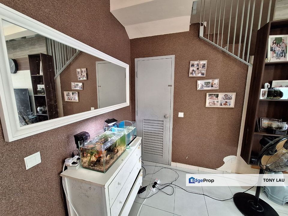 Freehold 2 Storey End Lot With 20ft Extra Land in Setia Permai, Setia Alam, Only RM900K, Selangor, Shah Alam