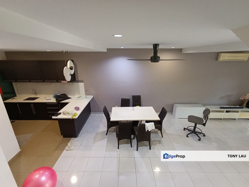 Spacious 20×70, Fully Furnished, Open View, Lots of Parking, Taman Bukit Mewah in Kajang for RM2,200, Selangor, Kajang