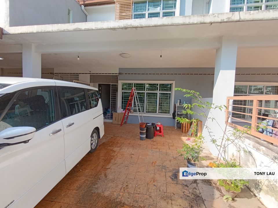 Spacious 20×70, Fully Furnished, Open View, Lots of Parking, Taman Bukit Mewah in Kajang for RM2,200, Selangor, Kajang