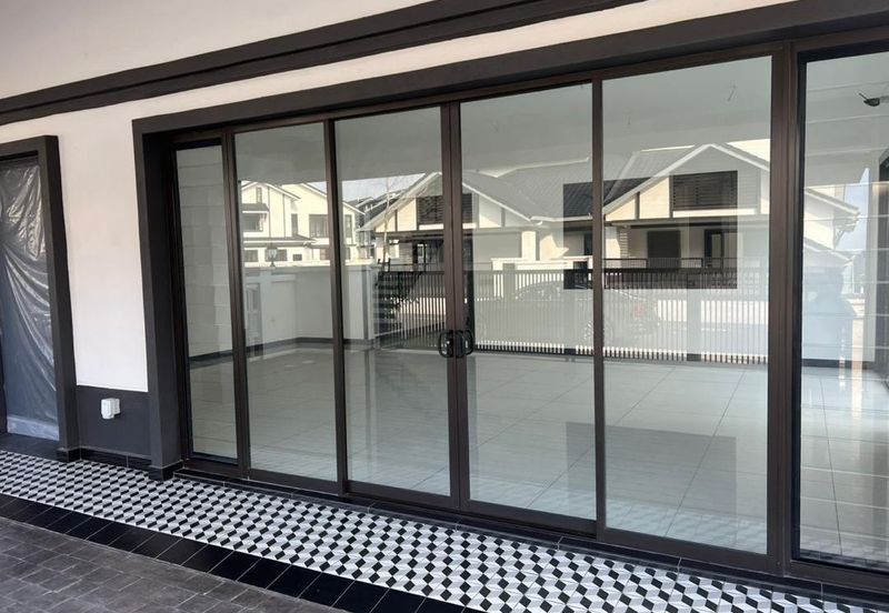 Hevea Elmina Gardens