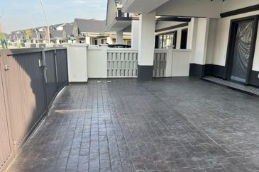 Hevea Elmina Gardens