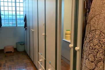 Pearl Point Condominium