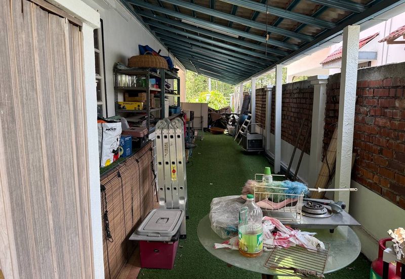 Freehold Bungalow With Big Land, Great Privacy, Great Potential - Hills Residence, Country Homes, Rawang