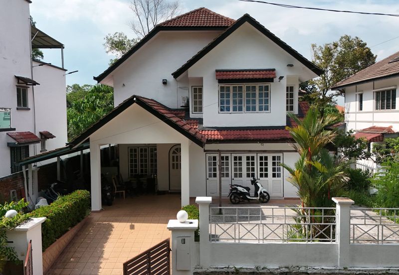 Freehold Bungalow With Big Land, Great Privacy, Great Potential - Hills Residence, Country Homes, Rawang
