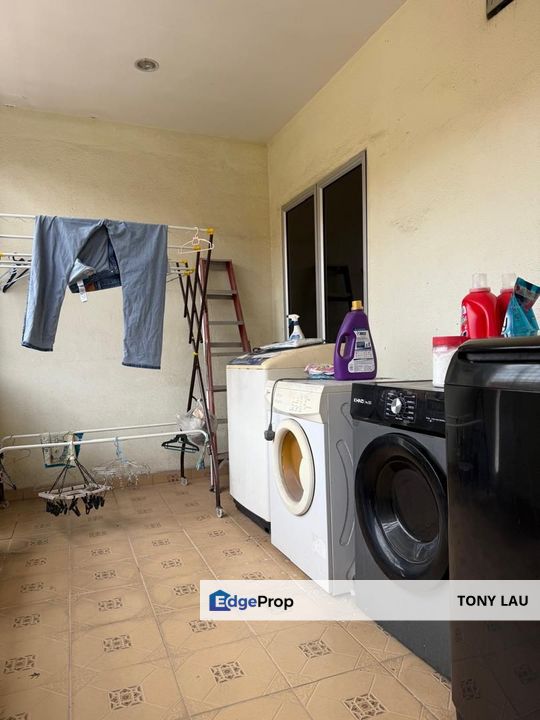 Renovated 2 Storey Link Spacious Freehold Fully Extended Approved Extensions - Taman Desa Indah, Nilai, Negeri Sembilan, Nilai