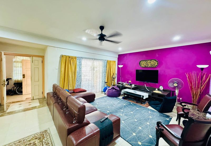 24x85 Freehold Terrace in Jalan Kubah Bukit Jelutong, Gated & Guarded