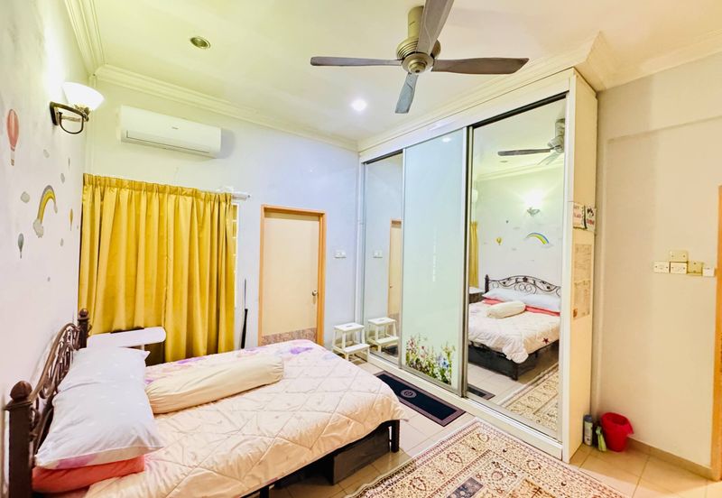 24x85 Freehold Terrace in Jalan Kubah Bukit Jelutong, Gated & Guarded