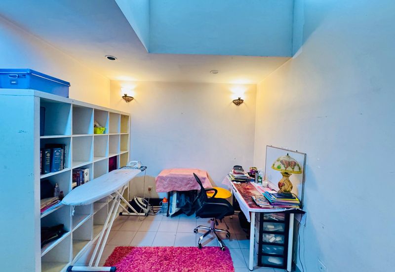 24x85 Freehold Terrace in Jalan Kubah Bukit Jelutong, Gated & Guarded