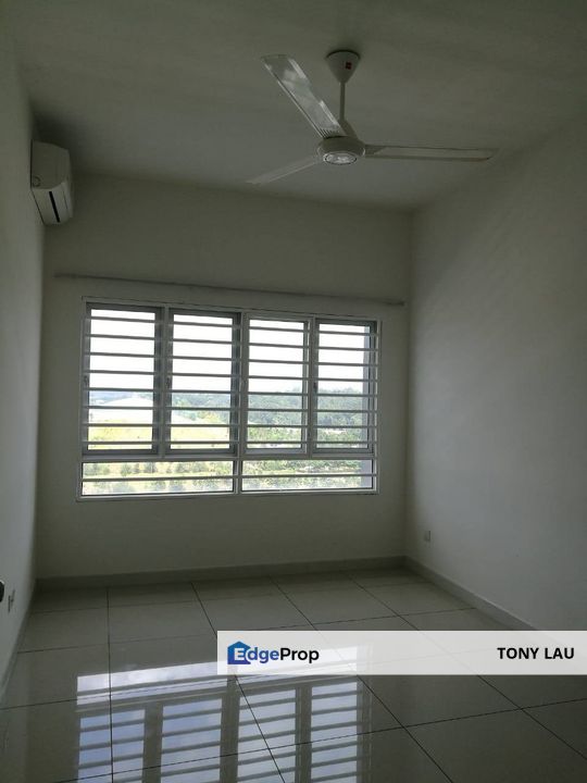 Freehold 3 Bed 2 Car Parks Savanna Executive Suite, Near Lift, High Rental Demand, Selangor, Bangi