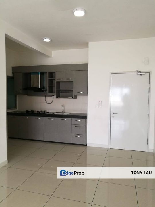 Freehold 3 Bed 2 Car Parks Savanna Executive Suite, Near Lift, High Rental Demand, Selangor, Bangi