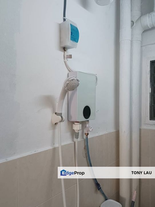 Affordable Cozy Rooms, Walk to Schools, Easy MRT Access, Fully Furnished at Taman Cheras Intan, Selangor, Batu 9th Cheras