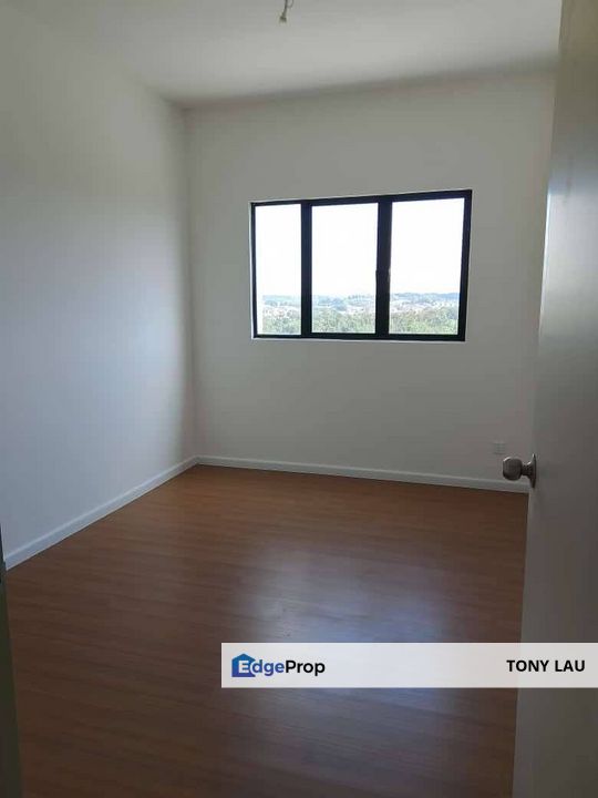 Freehold 3-Bed Unit with 2 Parking at RM290K Only - Residensi Zahra 1, Semenyih, Selangor, Semenyih