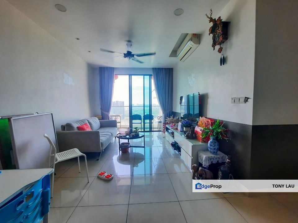 Fully Furnished 3+1 Bedroom Condo Facing 99 Wonderland Park at Lakapark Residence – 1,265 sqft, Selangor, Selayang