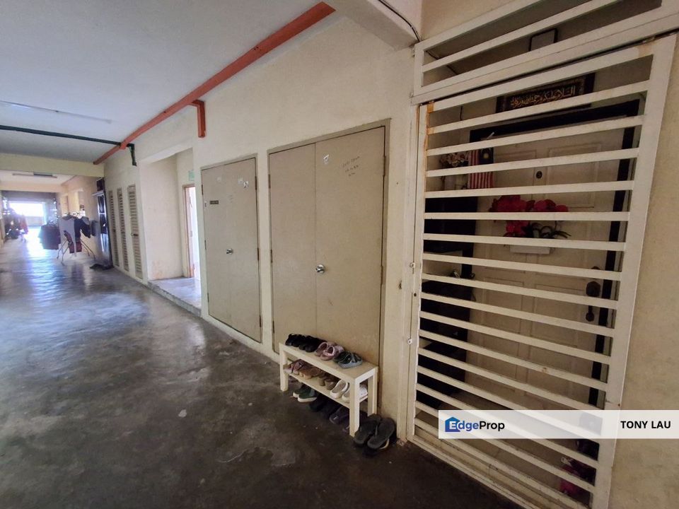 Easy-to-Rent 3 bedroom Apartment at Suria Subang, RM298K Only, Selangor, Subang Jaya