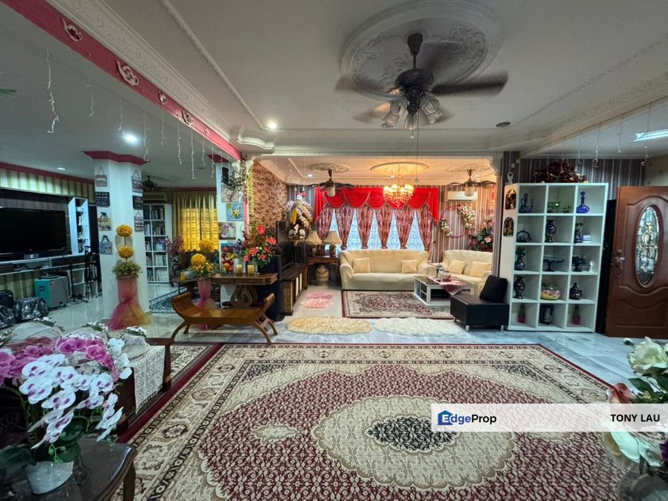 HUGE 5,330sf MINI POOL & 8 BEDS! Freehold Fully Reno Bungalow Rasah Kemayan S2, Negeri Sembilan, Seremban