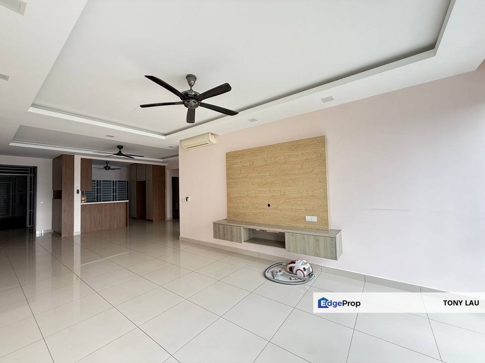 BELOW MV RM480K! 1,298sf Pool View Condo Oasis 2 Kajang, Selangor, Kajang