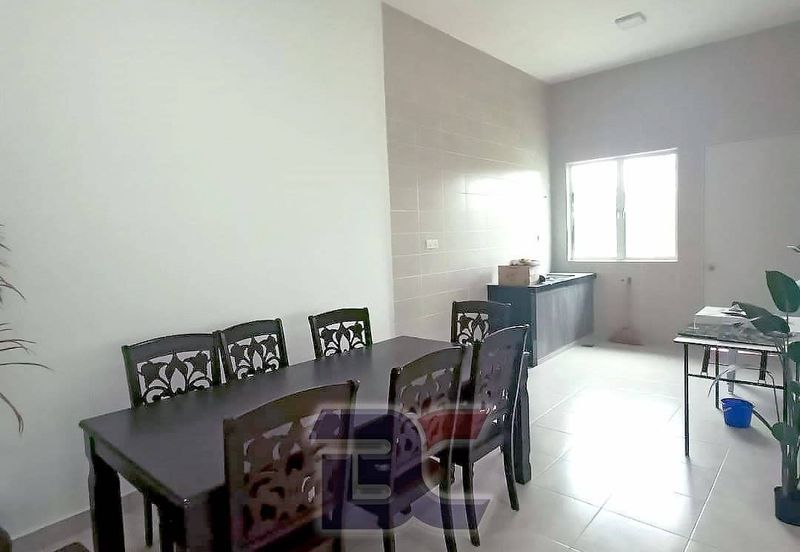 VILLA IDAMAN TANAH HITAM, CHEMOR