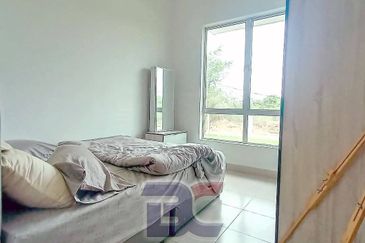 VILLA IDAMAN TANAH HITAM, CHEMOR