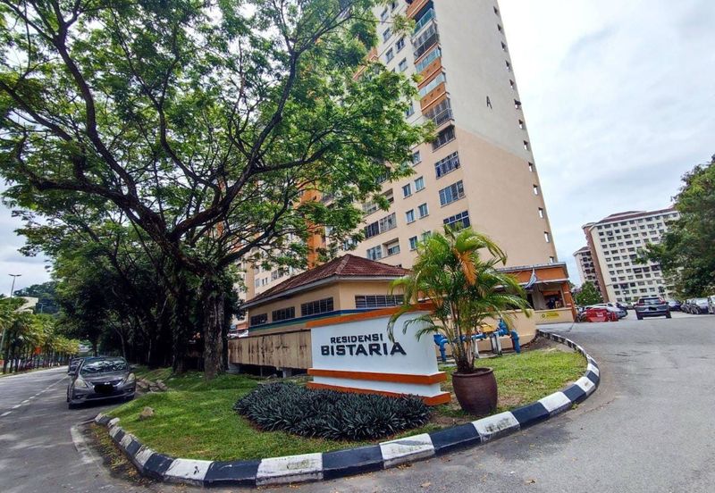 Residensi Bistaria, Ukay Bistari