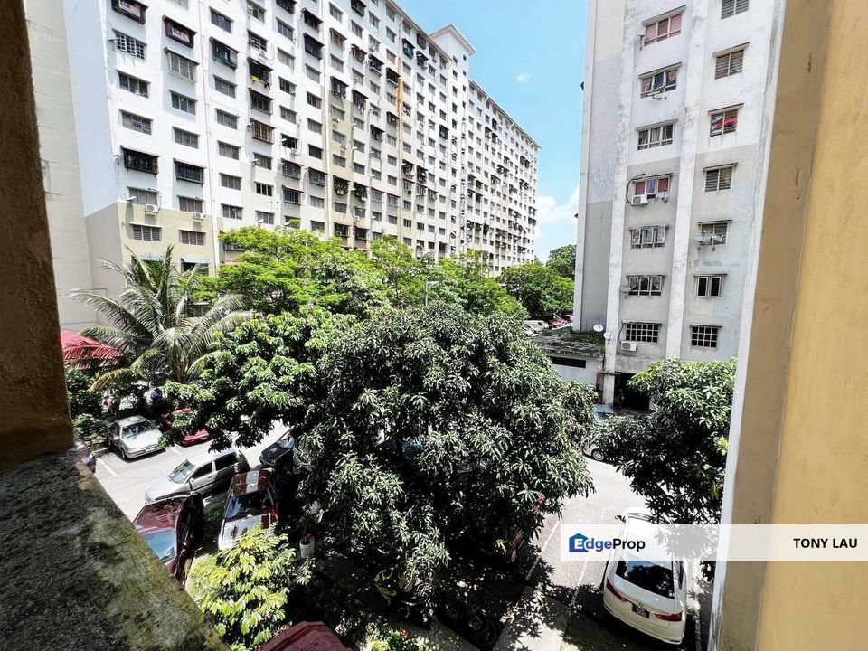 FOR SALE- Flat Taman Medan Cahaya, Taman Dato’ Harun Petaling Jaya Selangor, Selangor, Petaling Jaya