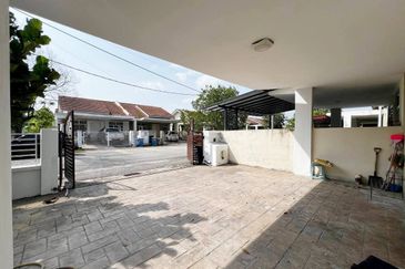 Bandar Saujana Putra