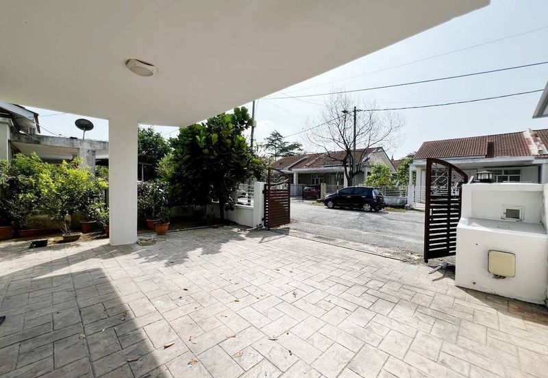 Bandar Saujana Putra