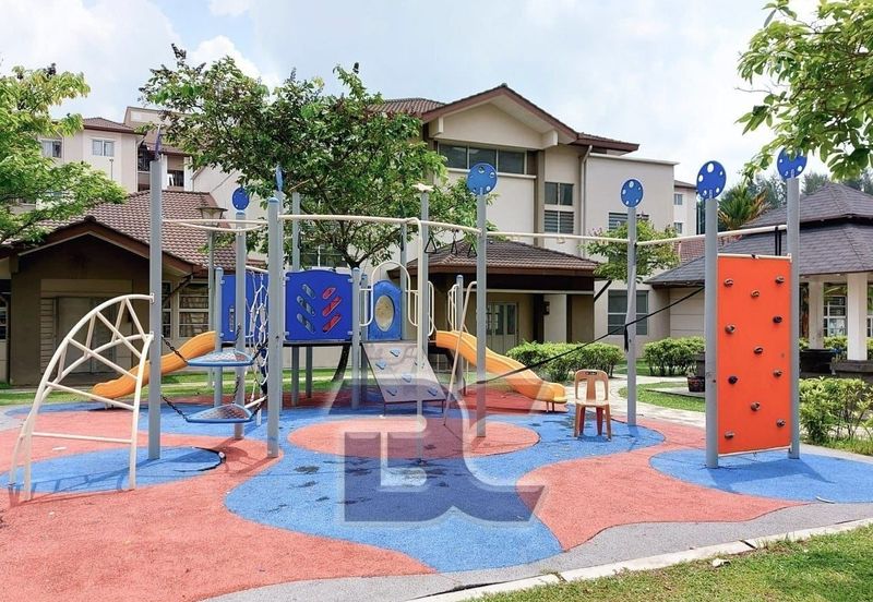 Pangsapuri Akasia, Bandar Botanic