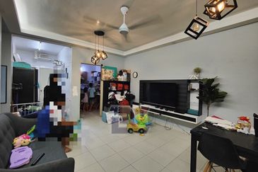 Pangsapuri Akasia, Bandar Botanic