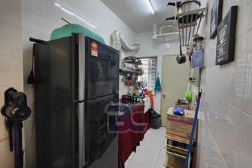 Pangsapuri Akasia, Bandar Botanic