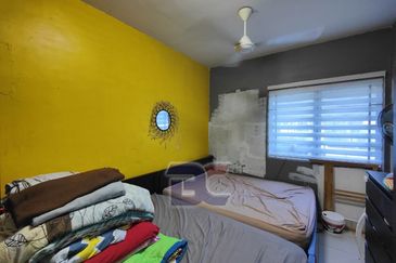 Pangsapuri Akasia, Bandar Botanic