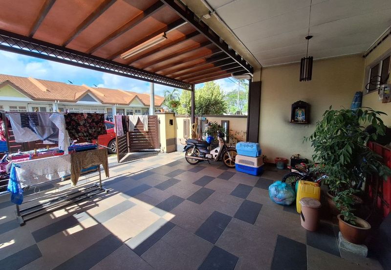 Single Storey Terrace at Taman Cadia, Bandar Putera 2, Klang-Renovated