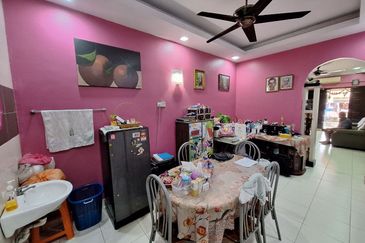 Single Storey Terrace at Taman Cadia, Bandar Putera 2, Klang-Renovated