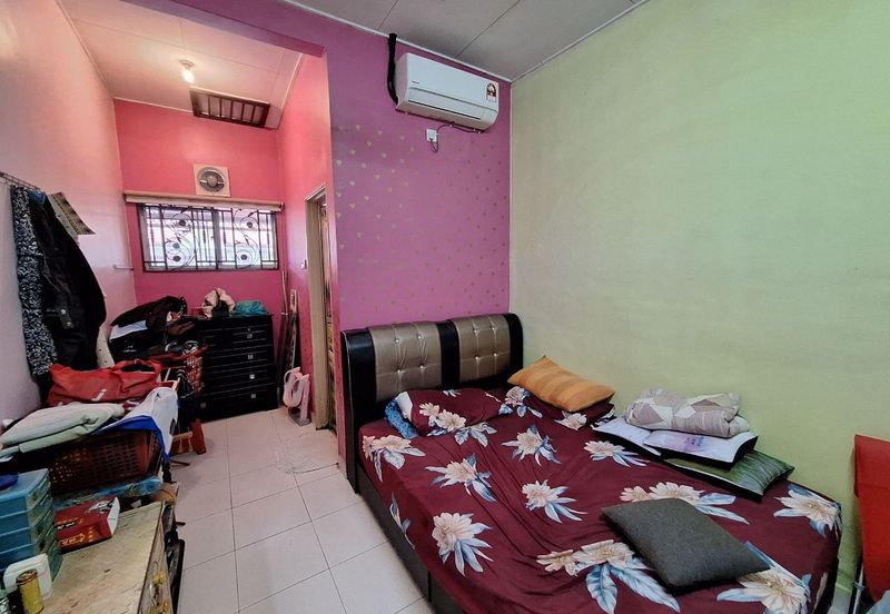 Single Storey Terrace at Taman Cadia, Bandar Putera 2, Klang-Renovated