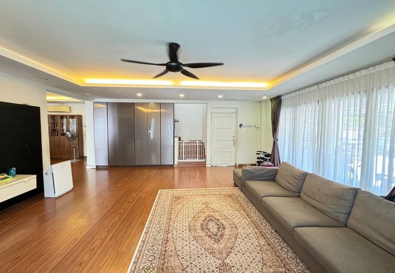 Renovated 2-Storey Bungalow with Pool Taman Bukit Mewah, Ampang