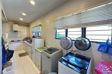 Renovated 2-Storey Bungalow with Pool Taman Bukit Mewah, Ampang