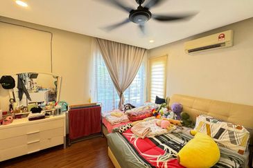 Renovated 2-Storey Bungalow with Pool Taman Bukit Mewah, Ampang