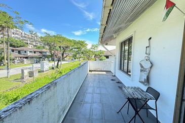 Renovated 2-Storey Bungalow with Pool Taman Bukit Mewah, Ampang