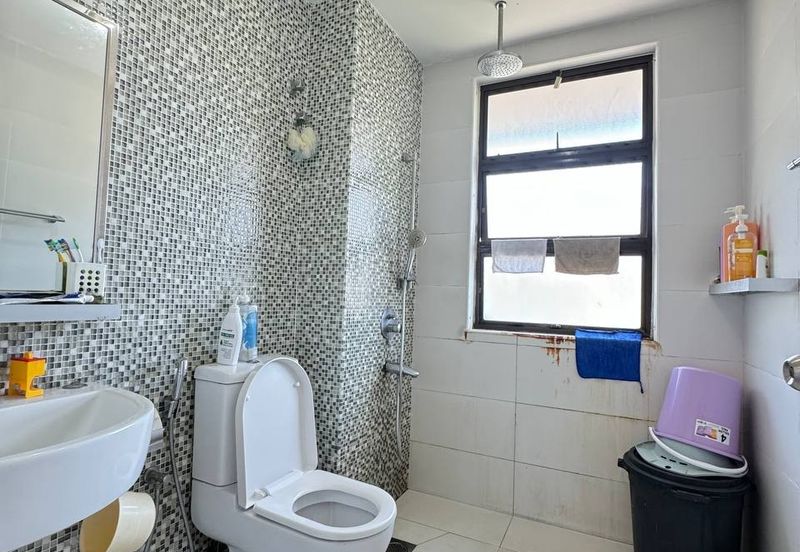 Renovated 2-Storey Bungalow with Pool Taman Bukit Mewah, Ampang