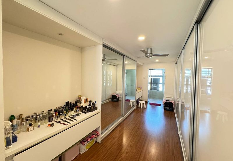 Renovated 2-Storey Bungalow with Pool Taman Bukit Mewah, Ampang