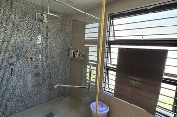 Renovated 2-Storey Bungalow with Pool Taman Bukit Mewah, Ampang