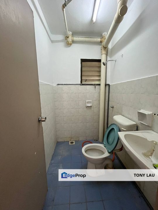 Semarak Apartment, Taman Putra Perdana, Puchong (First Floor, Block B), Selangor, Puchong