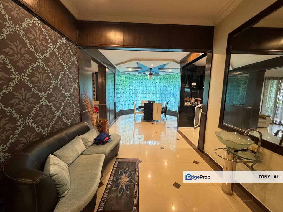 Fully Renovated 2-Storey Semi-D in Laman Oakleaf, Ampang (Non-Bumi Lot), Selangor, Ulu Kelang