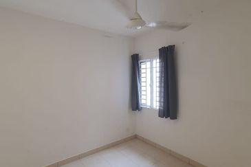 De Bayu Apartment @ Setia Alam