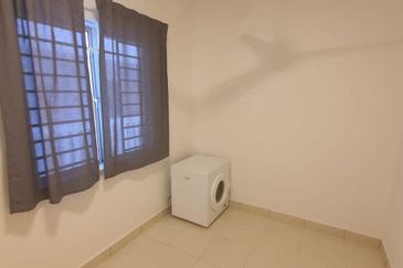 De Bayu Apartment @ Setia Alam