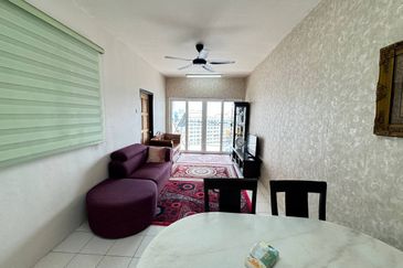 Residensi Bistaria, Ukay Bistari