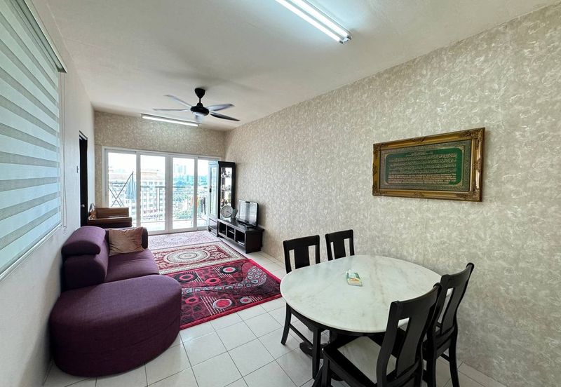 Residensi Bistaria, Ukay Bistari