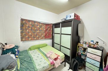 Residensi Bistaria, Ukay Bistari