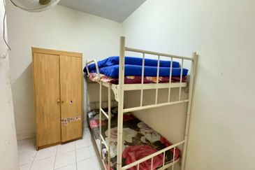 Residensi Bistaria, Ukay Bistari