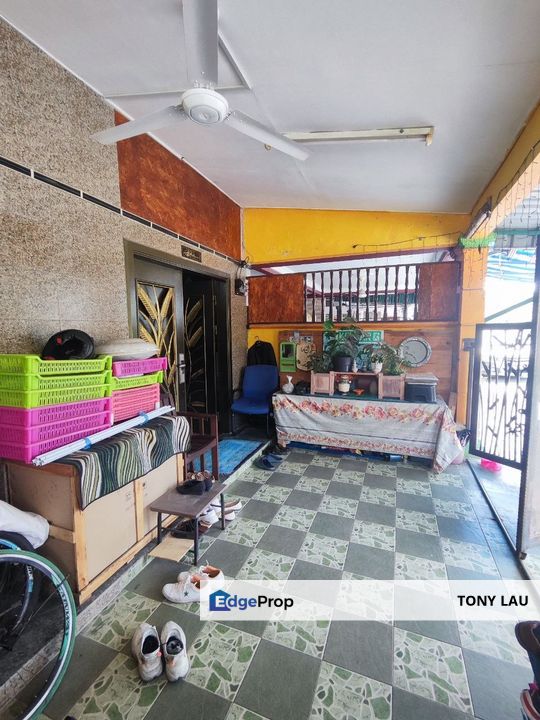 Double Storey End Lot, Taman Klang Perdana, Klang (Facing Surau), Selangor, Klang